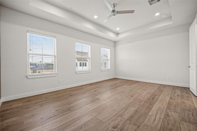 5209 Allen Street L, Houston, TX 77007
