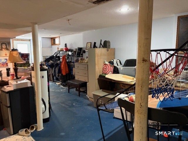 6 Cornfield Lane, Woodbridge, CT 06525