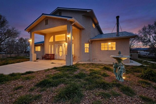 24 Della Road, Los Lunas, NM 87031