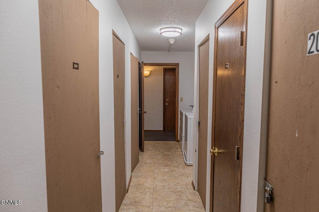 1112 Portland Drive, Bismarck, ND 58504 photo 13