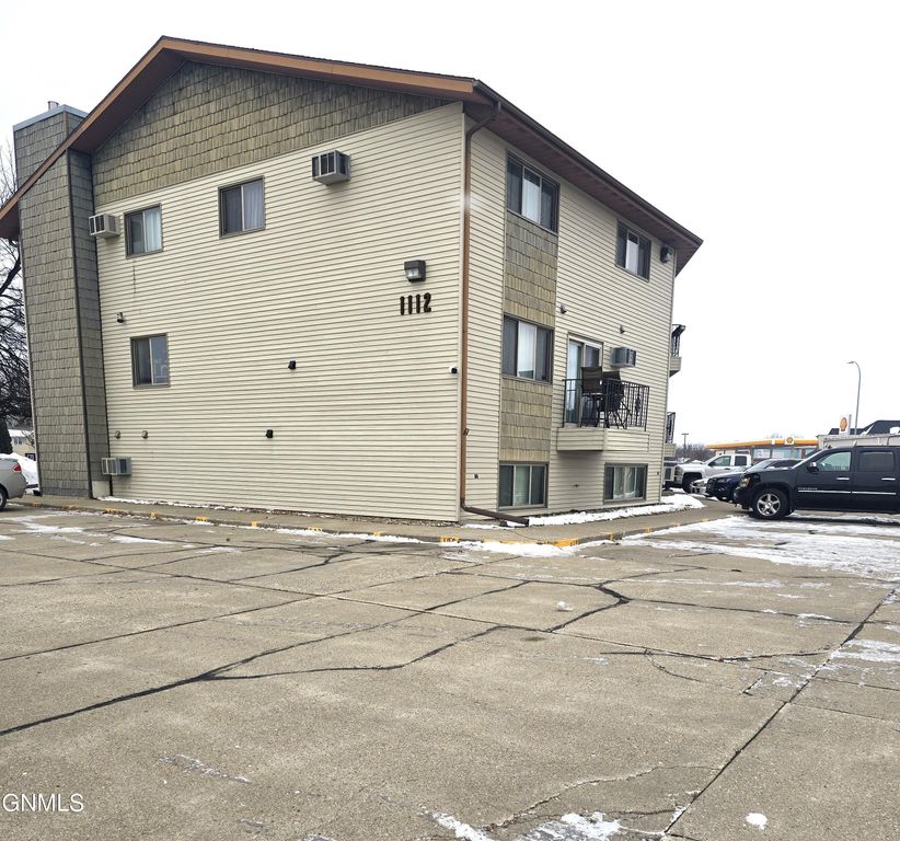 1112 Portland Drive, Bismarck, ND 58504 photo 16