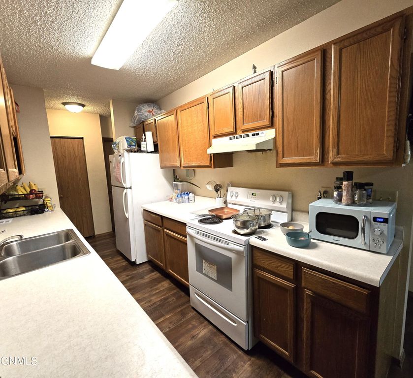 1112 Portland Drive, Bismarck, ND 58504 photo 5