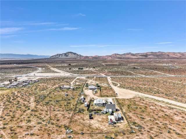 20695 Dale Evans Pkwy, Apple Valley, CA 92307