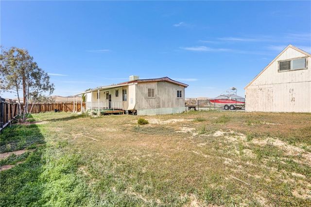 20695 Dale Evans Pkwy, Apple Valley, CA 92307