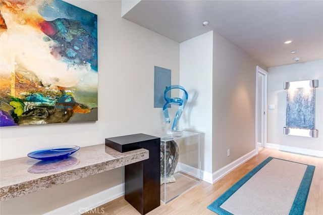 900 W Olympic Boulevard 47B, Los Angeles, CA 90015