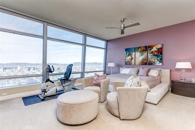 900 W Olympic Boulevard 47B, Los Angeles, CA 90015