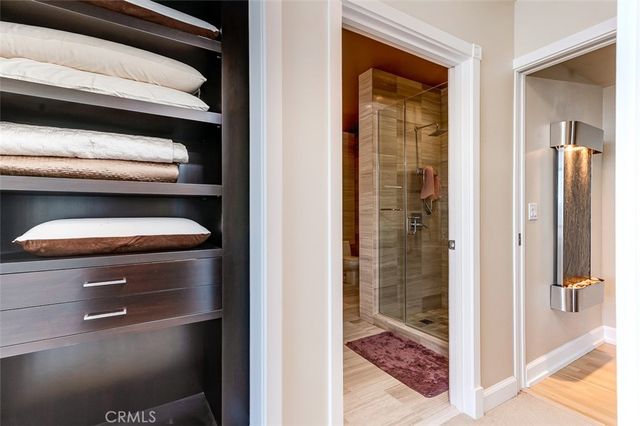 900 W Olympic Boulevard 47B, Los Angeles, CA 90015