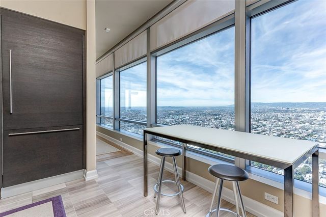 900 W Olympic Boulevard 47B, Los Angeles, CA 90015