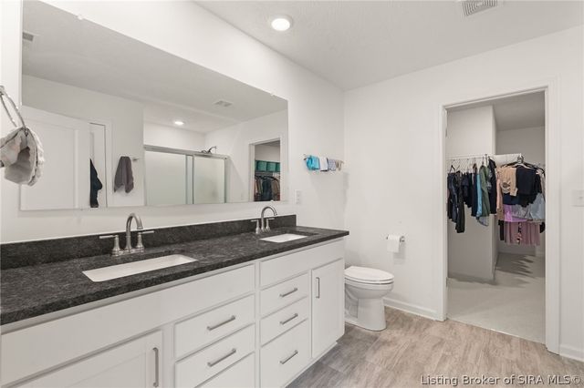 5004 Schaefer Lane, Floyds Knobs, IN 47119