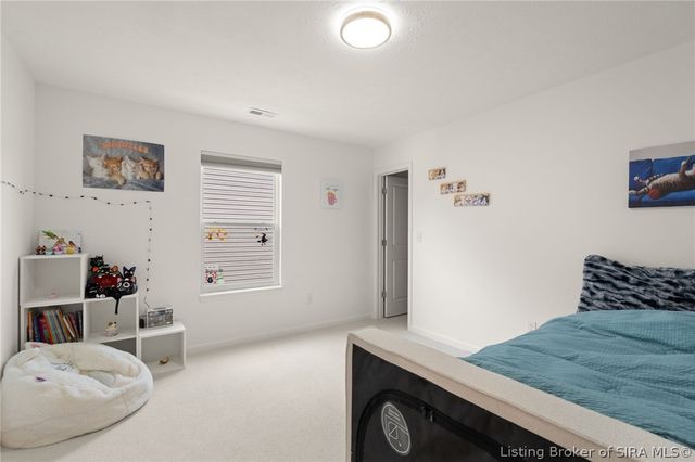 5004 Schaefer Lane, Floyds Knobs, IN 47119