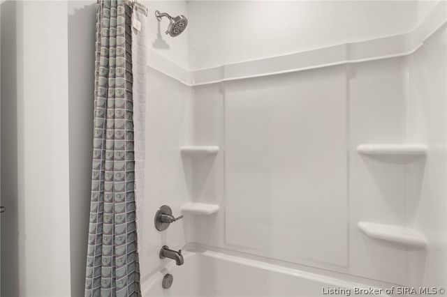 5004 Schaefer Lane, Floyds Knobs, IN 47119