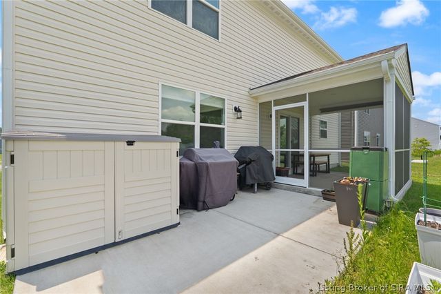 5004 Schaefer Lane, Floyds Knobs, IN 47119