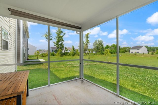 5004 Schaefer Lane, Floyds Knobs, IN 47119