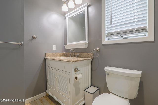 105 Atlantic Avenue, Waretown, NJ 08758