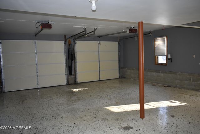 105 Atlantic Avenue, Waretown, NJ 08758