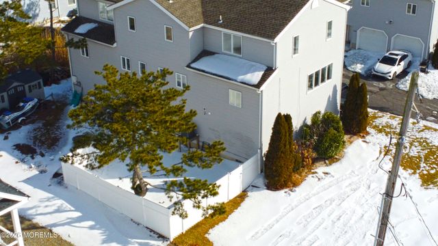 105 Atlantic Avenue, Waretown, NJ 08758