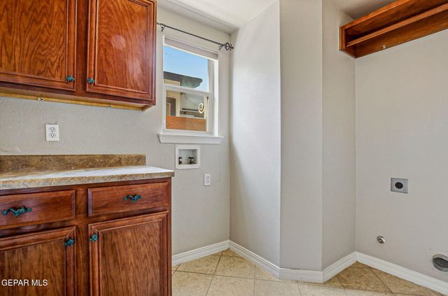 1516 Mescal Lane, El Paso, TX 79912