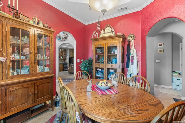 212 ANTLER CIR, Bandera, TX 78003