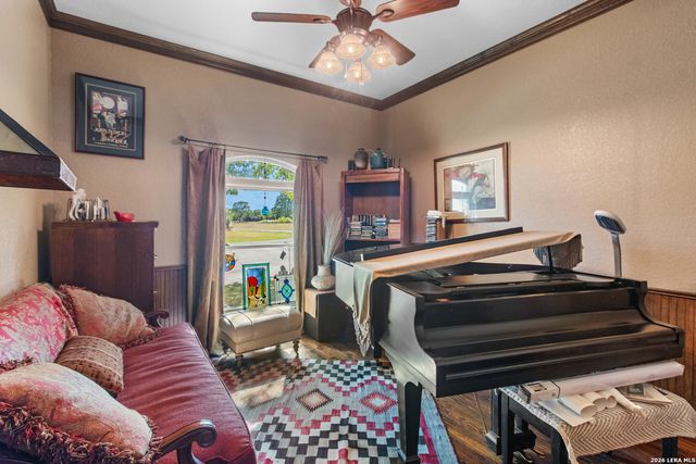 212 ANTLER CIR, Bandera, TX 78003