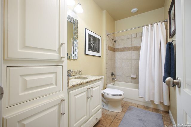 3701 MENGER DR, San Antonio, TX 78259