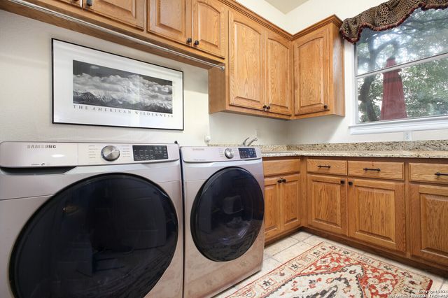 3701 MENGER DR, San Antonio, TX 78259