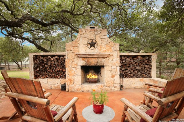 3701 MENGER DR, San Antonio, TX 78259
