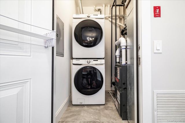 631 Marina Pointe Drive 631, East Rockaway, NY 11518