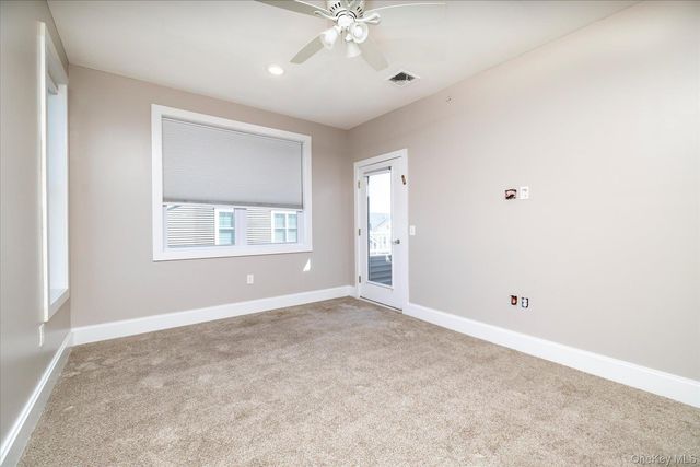 631 Marina Pointe Drive 631, East Rockaway, NY 11518