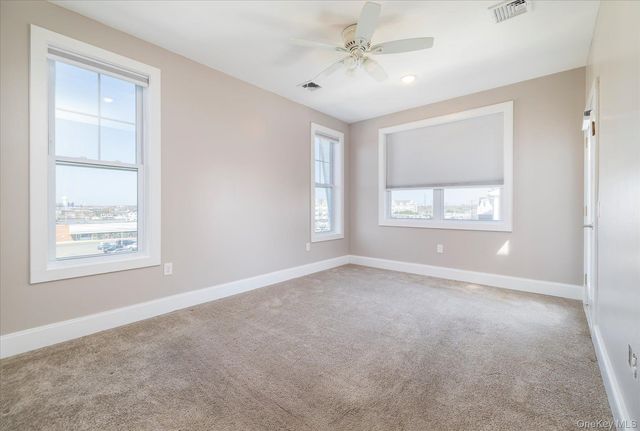 631 Marina Pointe Drive 631, East Rockaway, NY 11518