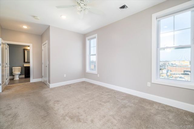 631 Marina Pointe Drive 631, East Rockaway, NY 11518