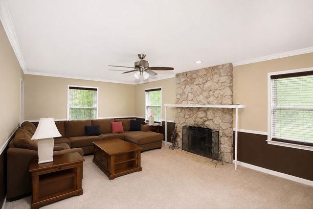 1751 Taft Avenue, Rolling Meadows, IL 60008