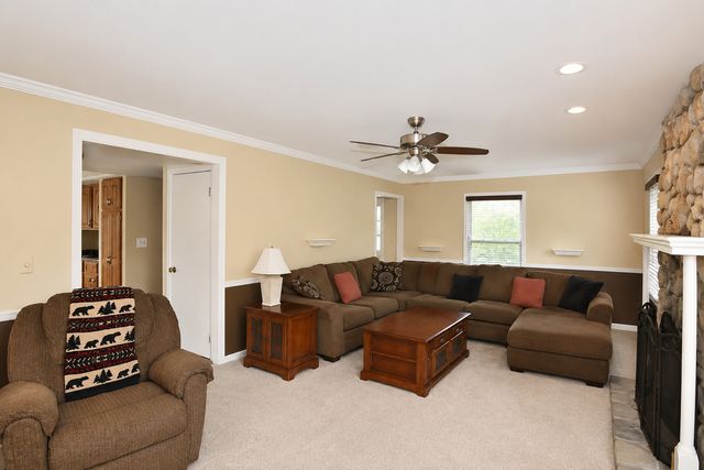 1751 Taft Avenue, Rolling Meadows, IL 60008