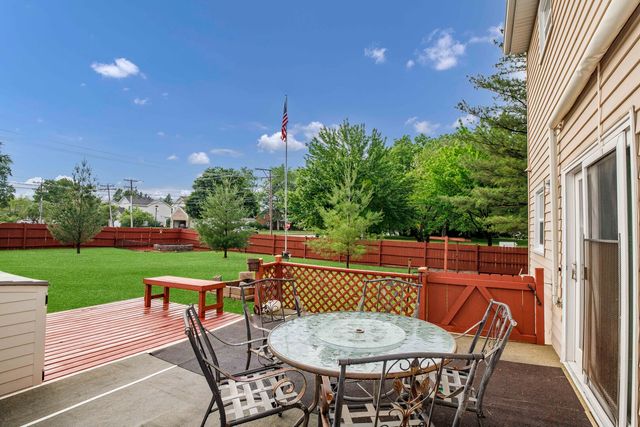 1751 Taft Avenue, Rolling Meadows, IL 60008