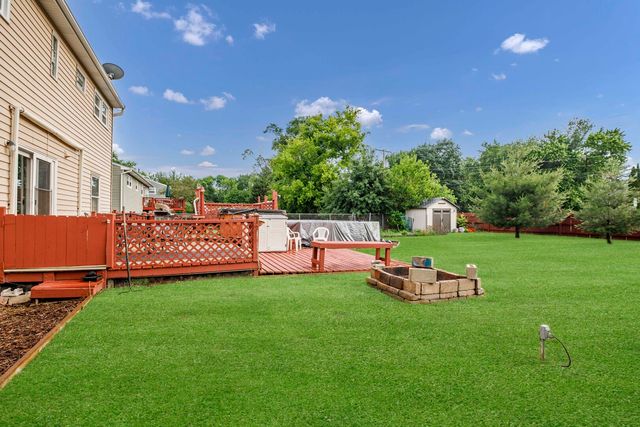 1751 Taft Avenue, Rolling Meadows, IL 60008