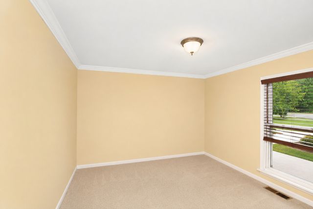1751 Taft Avenue, Rolling Meadows, IL 60008