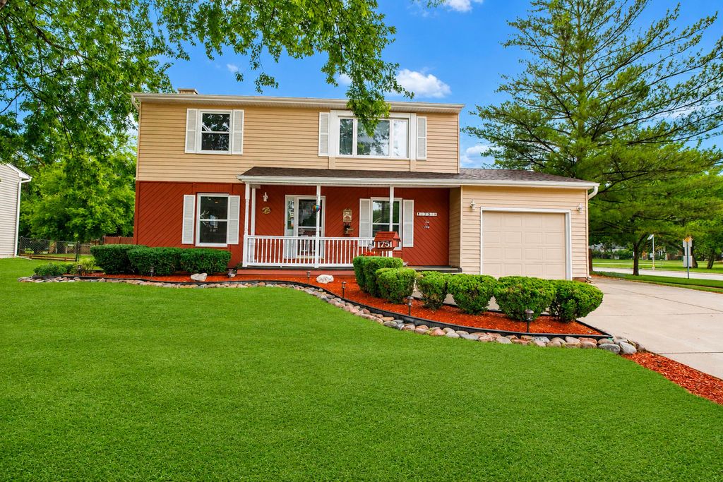 1751 Taft Avenue, Rolling Meadows, IL 60008