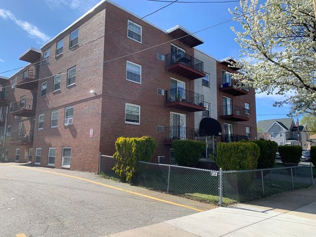 350 Highland 27, Malden, MA 02148