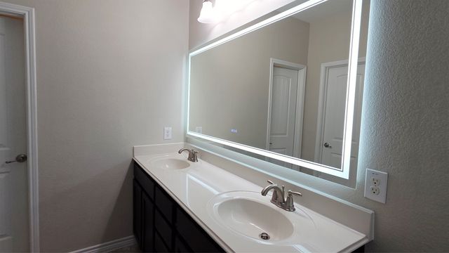 206 Pleasant Hill Lane, Fate, TX 75189