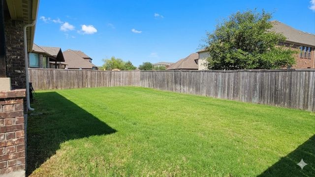 206 Pleasant Hill Lane, Fate, TX 75189