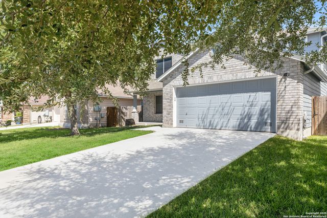 3417 Whisper Mnr, Schertz, TX 78108