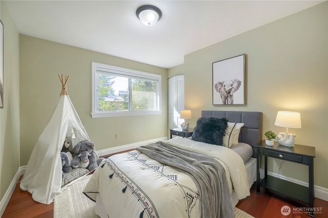 4842 152nd Place SE, Bellevue, WA 98006