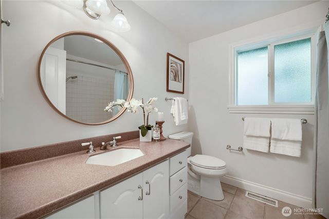 4842 152nd Place SE, Bellevue, WA 98006