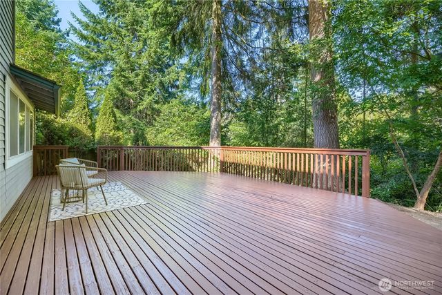 4842 152nd Place SE, Bellevue, WA 98006