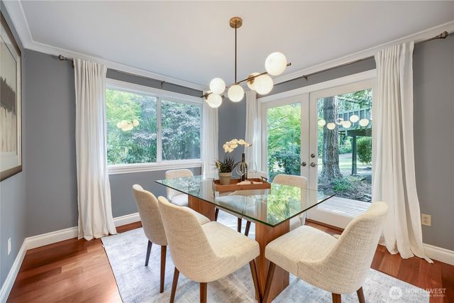 4842 152nd Place SE, Bellevue, WA 98006