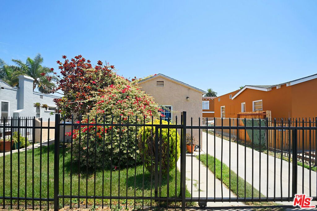 2664 S Redondo Boulevard, Los Angeles, CA 90016 — photo 4