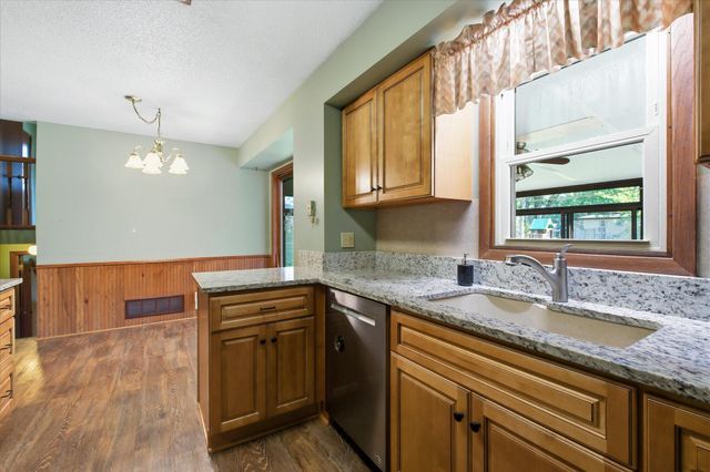 280 117th Lane NE, Blaine, MN 55434