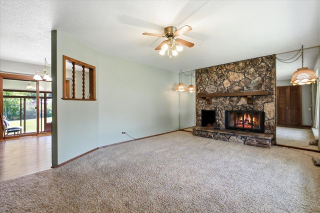 280 117th Lane NE, Blaine, MN 55434