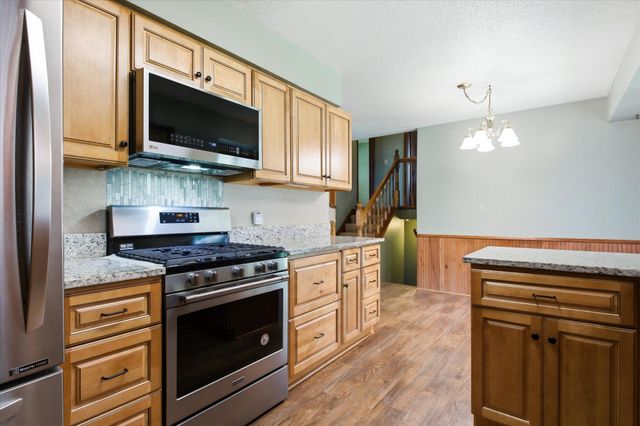 280 117th Lane NE, Blaine, MN 55434