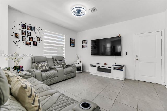 12911 SW 231st Terrace, Miami, FL 33170
