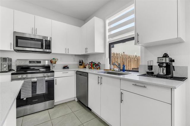 12911 SW 231st Terrace, Miami, FL 33170